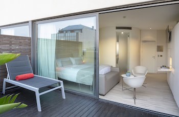 Cram Hotel