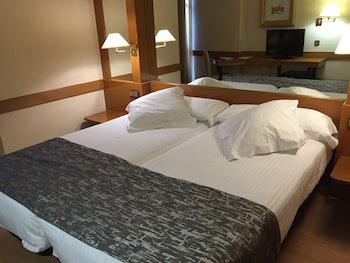 Hotel Ar Los Arcos