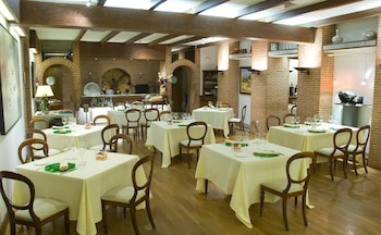 Hotel Ar Los Arcos