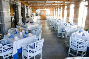 Hotel Ar Los Arcos