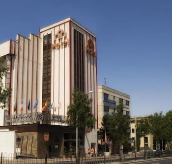 Hotel Ar Los Arcos