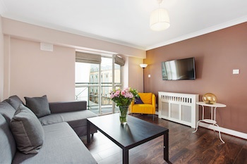 Drury Court Hotel