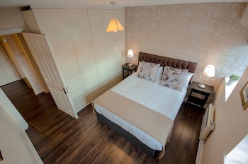 Drury Court Hotel