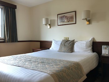 The Arden Hotel & Leisure Club