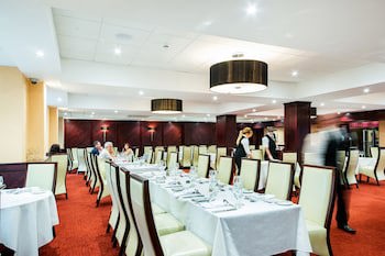 The Arden Hotel & Leisure Club