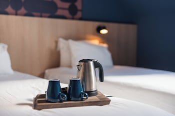 Ibis Styles Charleroi Airport Aero44