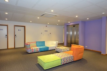 Ibis Styles Charleroi Airport Aero44