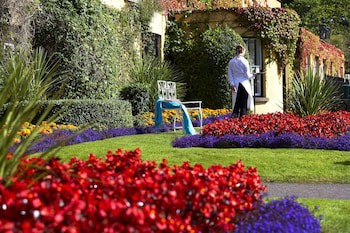Dunraven Arms Hotel