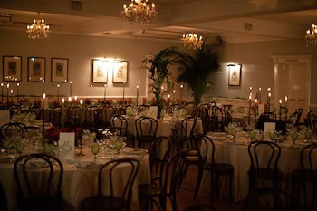 Dunraven Arms Hotel