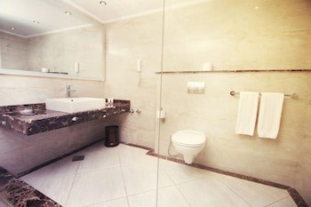 Pyramisa Suites Hotel Cairo