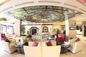 Pyramisa Suites Hotel Cairo
