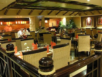 Pyramisa Suites Hotel Cairo