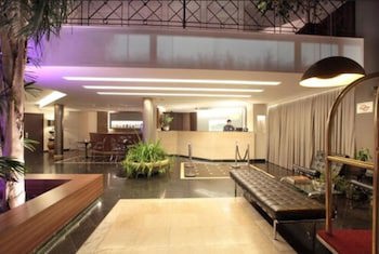 Oasis Plaza