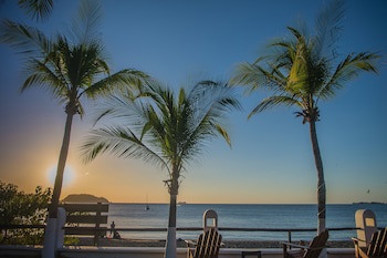 Bahia Del Sol Beach Front Boutique Hotel
