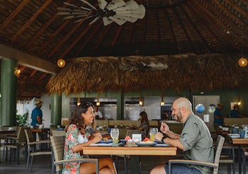 Bahia Del Sol Beach Front Boutique Hotel