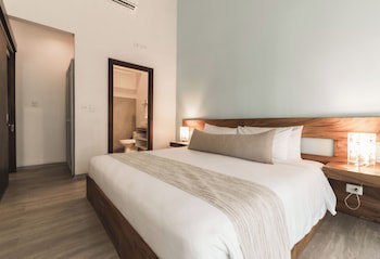 Bahia Del Sol Beach Front Boutique Hotel