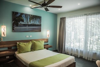 Bahia Del Sol Beach Front Boutique Hotel