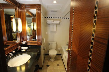Ambhara Hotel