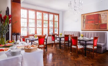 El Golf Hotel Boutique