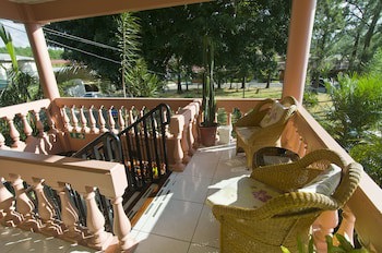 Adventure Inn