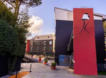 Black Hotel galeri fotoğrafı