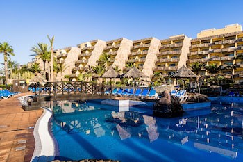 Bluebay Beach Club Aparthotel