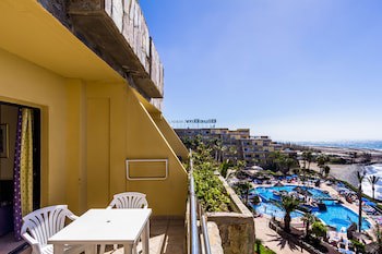 Bluebay Beach Club Aparthotel