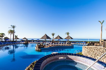 Bluebay Beach Club Aparthotel