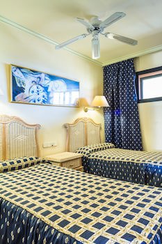 Bluebay Beach Club Aparthotel