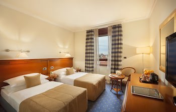 Best Western Premier Hotel Astoria