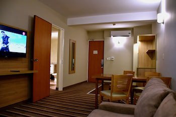 Tower Inn And Suites