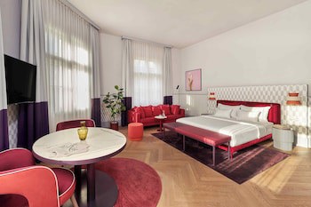 Falkensteiner Hotel Prague galeri fotoğrafı