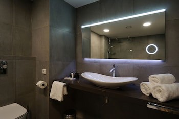 Friday Hotel