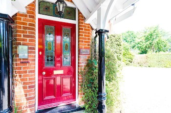 The Lawn Guest House