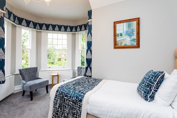 The Lawn Guest House