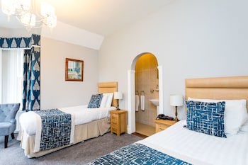 The Lawn Guest House