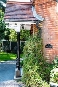 The Lawn Guest House