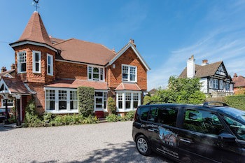The Lawn Guest House