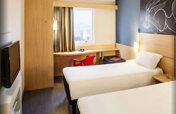Ibis Macae