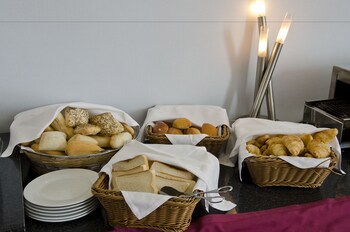 Vip Executive Santa Iria (Adults Only)