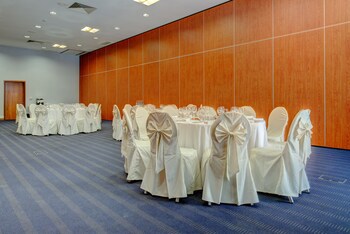 Vip Executive Santa Iria (Adults Only)