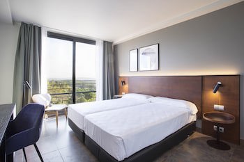 Dolce By Wyndham Barcelona Resort