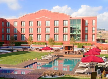 Dolce By Wyndham Barcelona Resort