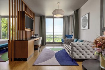 Dolce By Wyndham Barcelona Resort
