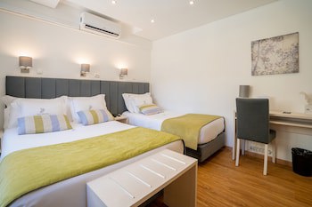 Dinya Lisbon Hotel