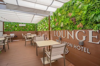 Dinya Lisbon Hotel