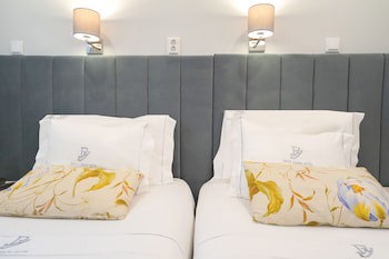 Dinya Lisbon Hotel