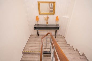 Dinya Lisbon Hotel