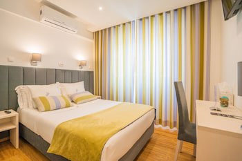 Dinya Lisbon Hotel