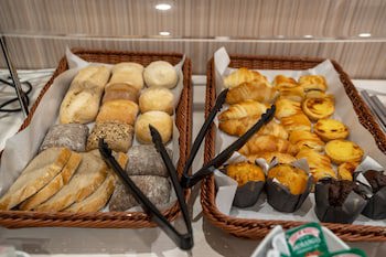 Dinya Lisbon Hotel